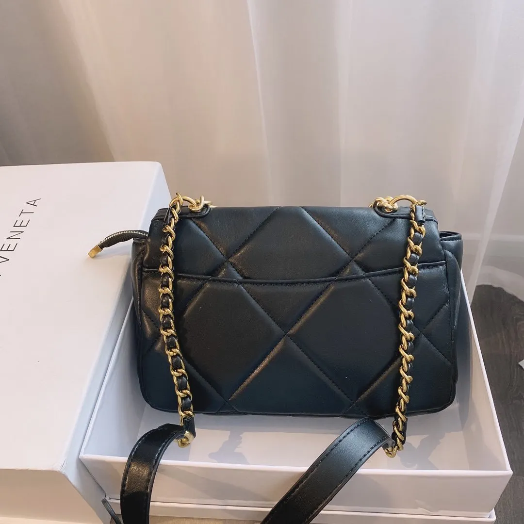 Designer Handbags CL 064