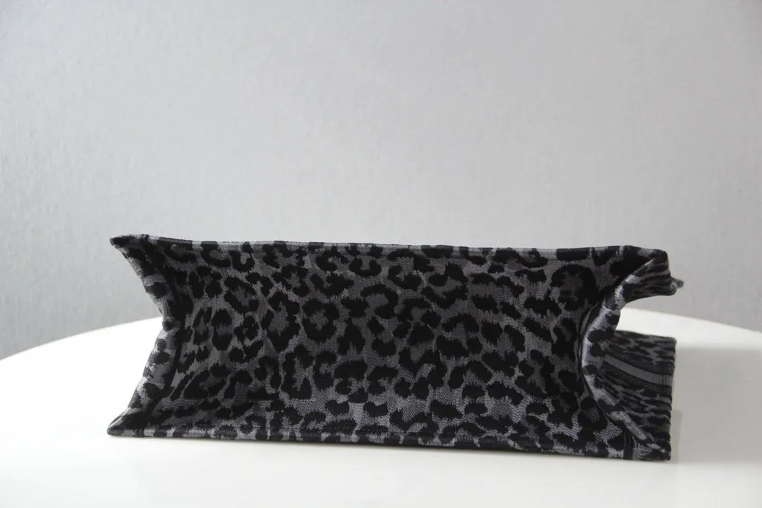 Designer Handbags DR 260