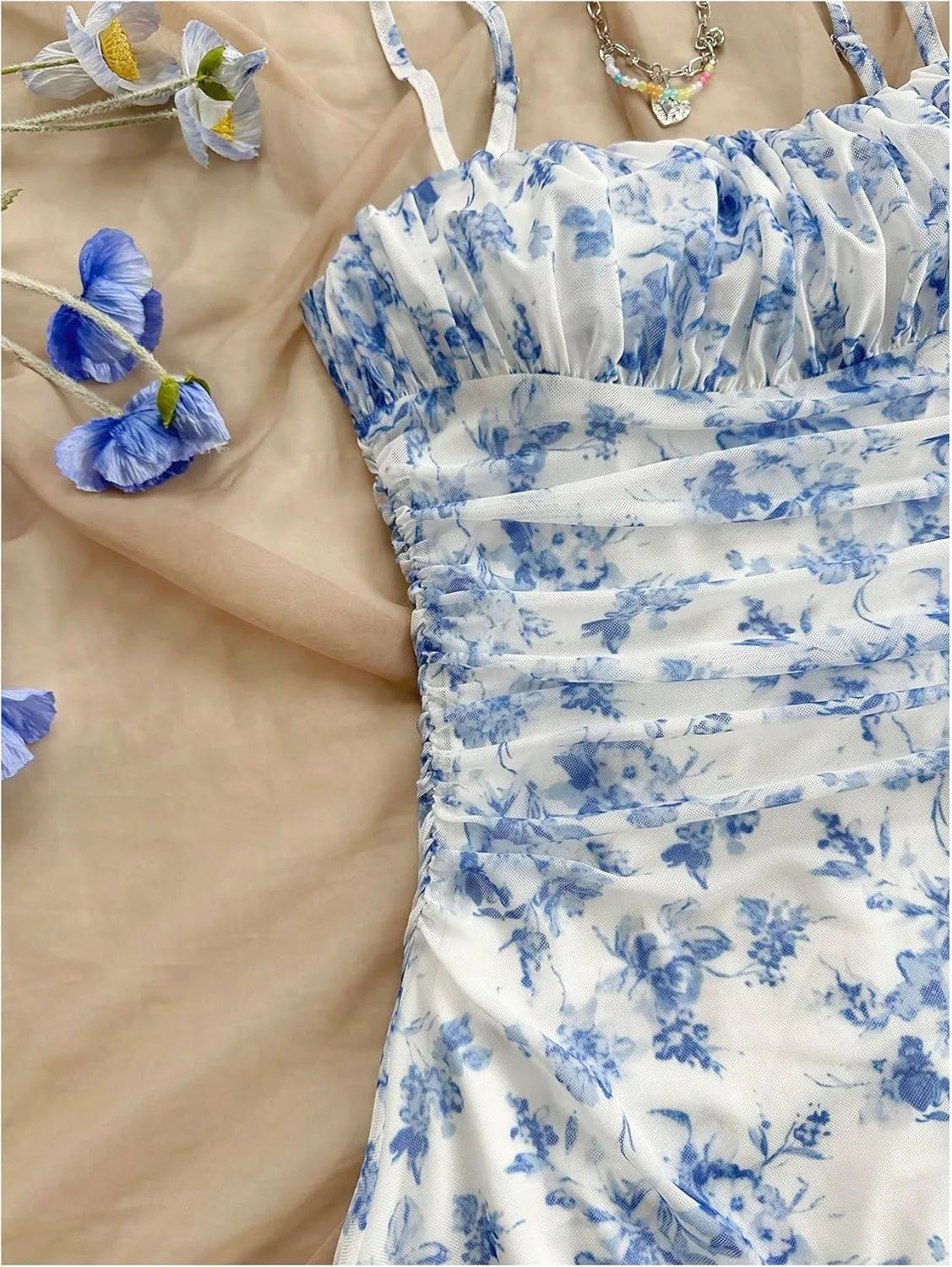 WDIRARA Women's Floral Print Ruched Cami Dress Spaghetti Strap Ruffle Hem A Line Dress